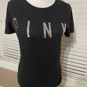 VS Black t-shirt size small